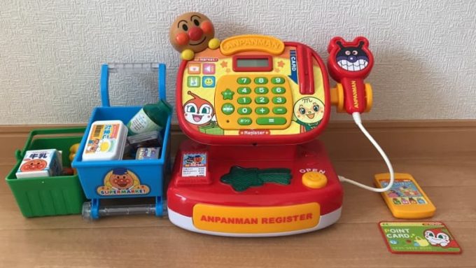 ピピッとおかいもの! アンパンマンレジスターDXの外観