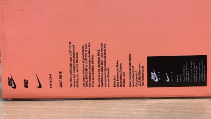 NIKE AIR SKYLON 2 FEAR OF GOD（ナイキ エアスカイロン2 フィアオブゴッド）の箱