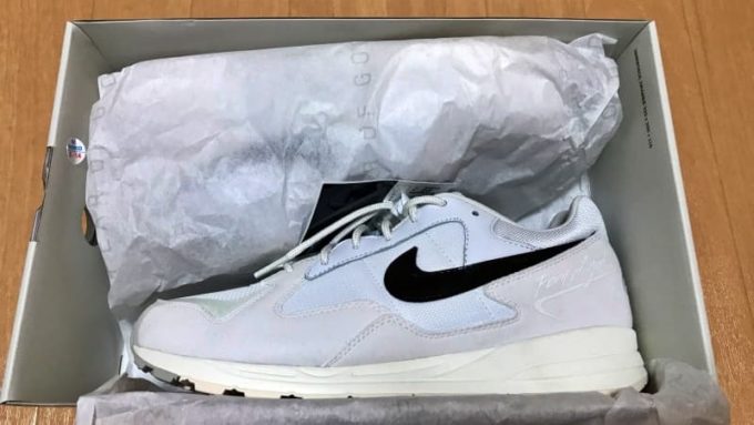 NIKE AIR SKYLON 2 FEAR OF GOD(ナイキ エアスカイロン2 フィアオブゴッド)の箱