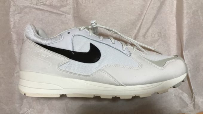 NIKE AIR SKYLON 2 FEAR OF GOD（ナイキ エアスカイロン2 フィアオブゴッド）の写真