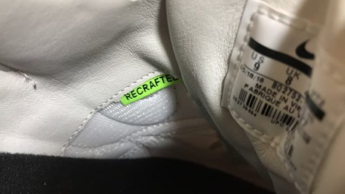 NIKE AIR SKYLON 2 FEAR OF GOD(ナイキ エアスカイロン2 フィアオブゴッド)にあるRECRAFTEDと書かれたタグ